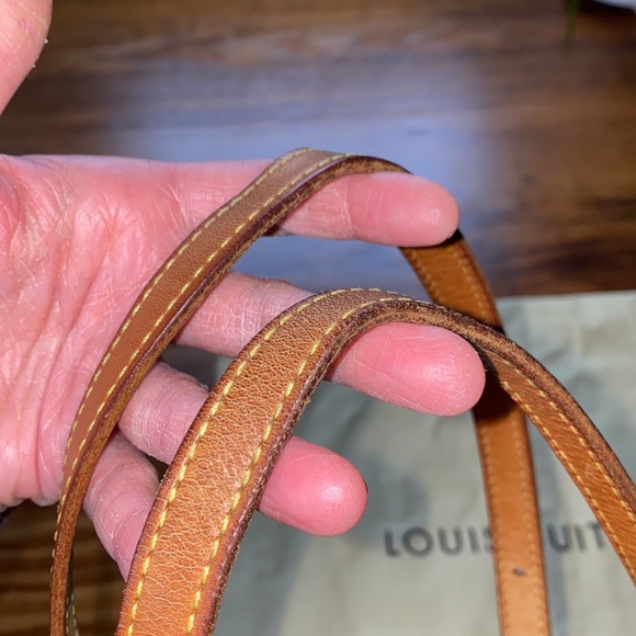 Louis Vuitton petite bucket bag - Picture 2 of 16